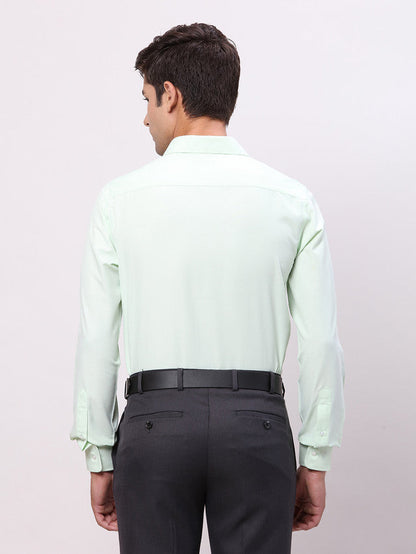 Park Avenue Green Solid Slim Fit Polyester Blend Formal Shirt