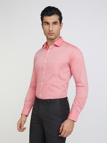 Park Avenue Red Solid Slim Fit Cotton Blend Formal Shirt
