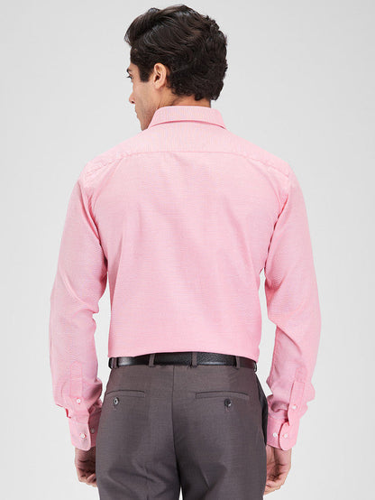 Park Avenue Pink Structure Slim Fit Cotton Blend Formal Shirt