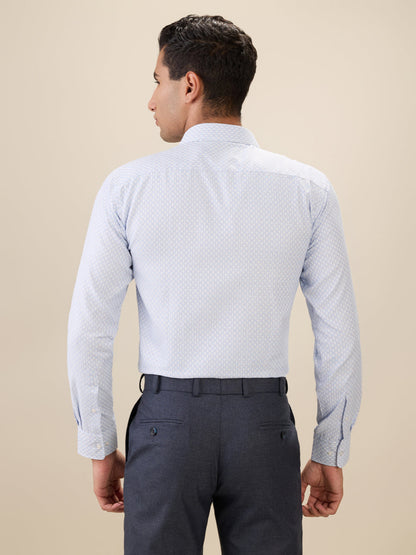 Park Avenue Men Blue Checks Slim Fit Polyester Blend Full Sleeve Formal Shirt