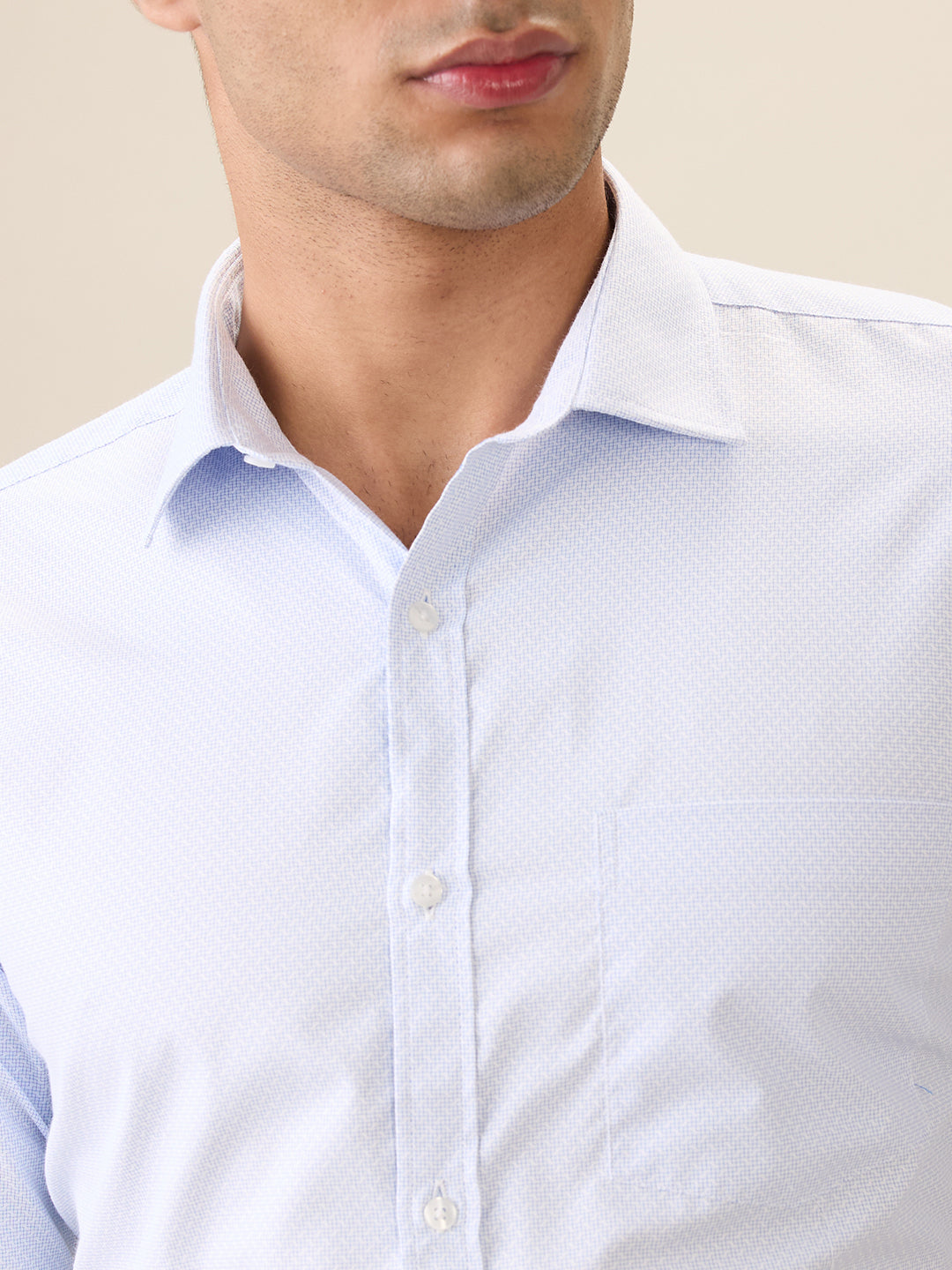 Park Avenue Men Blue Structure Slim Fit Polyester Blend Full Sleeve Formal Shirt