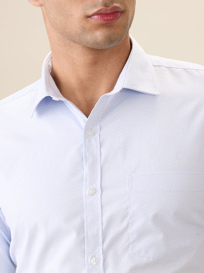 Park Avenue Men Blue Structure Slim Fit Polyester Blend Full Sleeve Formal Shirt