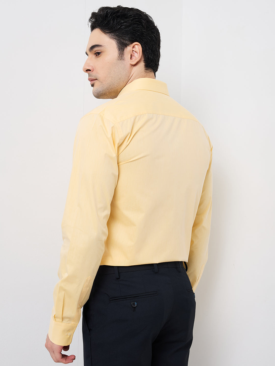 Park Avenue Men Yellow Solid Slim Fit Cotton Blend Formal Shirt