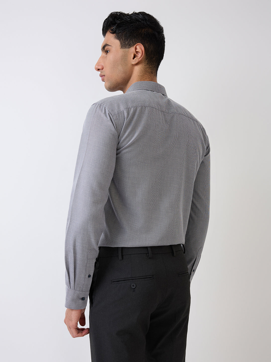 Park Avenue Men Blue Structure Slim Fit Polyester Blend Formal Shirt