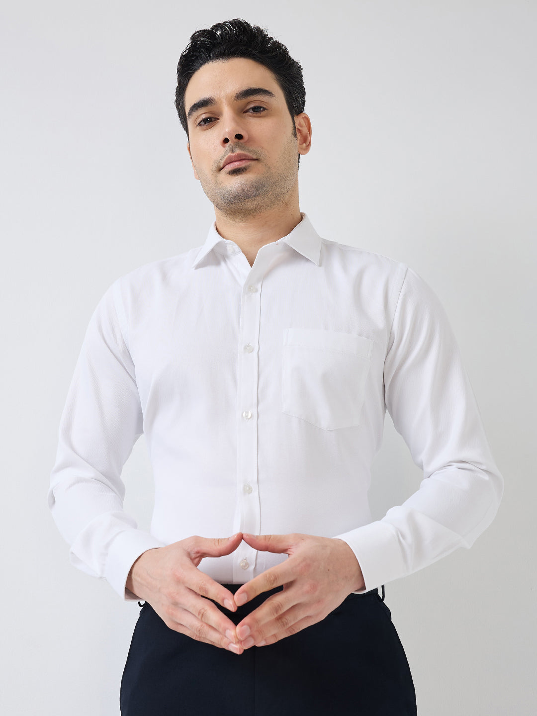 Park Avenue Men White Structure Slim Fit Polyester Blend Shirt