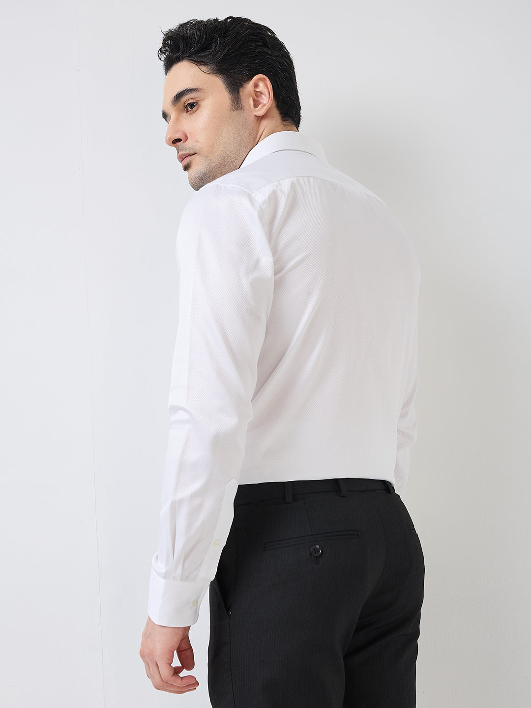 Park Avenue Men White Structure Slim Fit Polyester Blend Formal Shirt