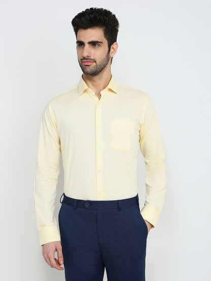 Park Avenue Men Yellow Structure Slim Fit Cotton Full Sleeve Formal Shirt