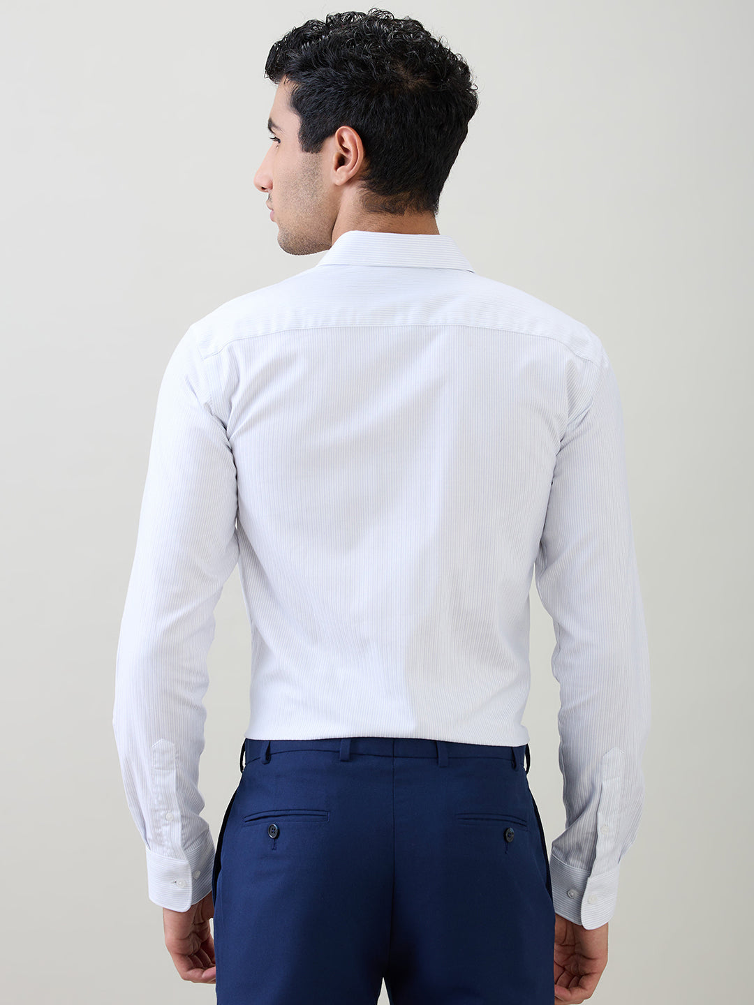 Park Avenue Men White Stripe Slim Fit Cotton Full Sleeve Formal Shirt