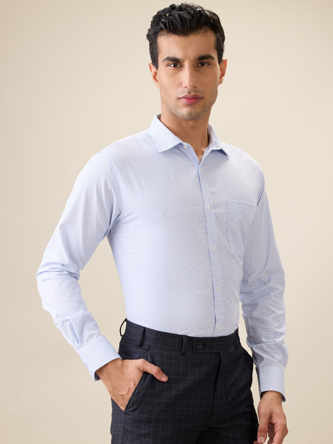 Park Avenue Men Blue Checks Slim Fit Cotton Blend Full Sleeve Formal Shirt