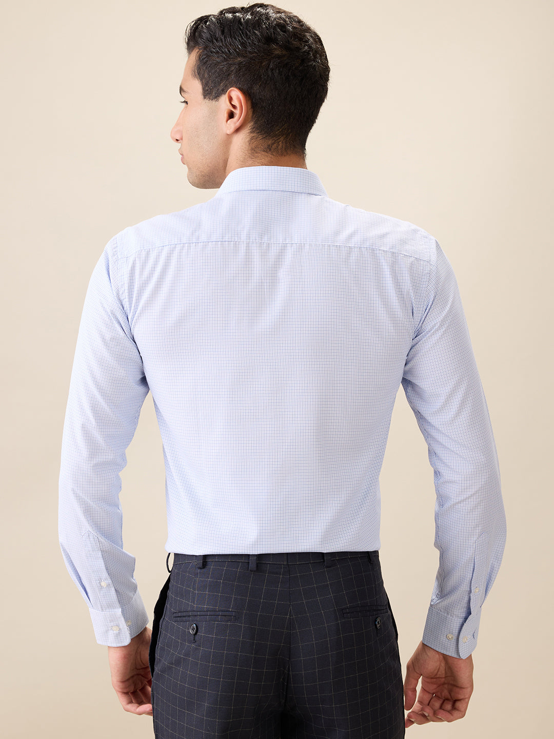 Park Avenue Men Blue Checks Slim Fit Cotton Blend Full Sleeve Formal Shirt