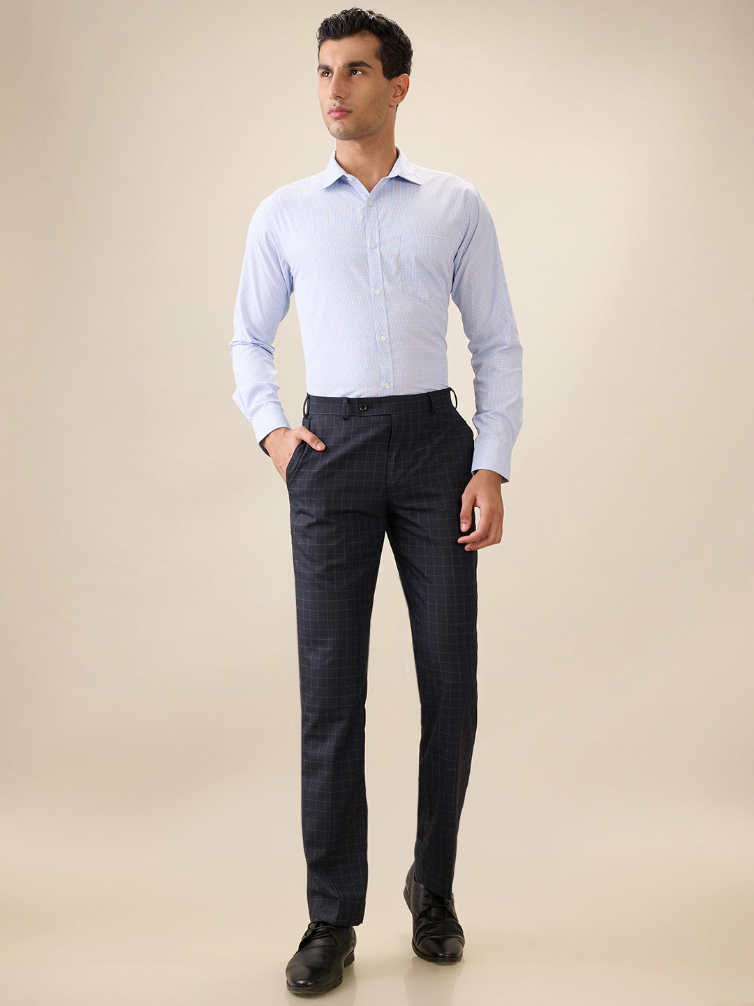 Park Avenue Men Blue Checks Slim Fit Cotton Blend Full Sleeve Formal Shirt