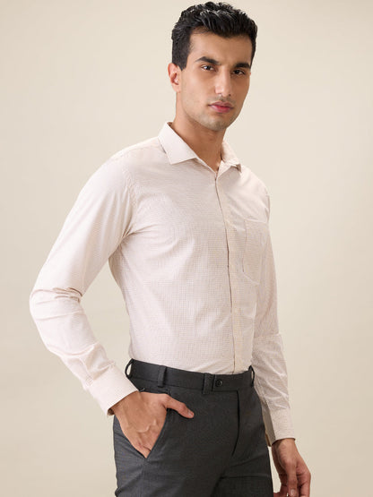 Park Avenue Men Brown Checks Slim Fit Cotton Blend Full Sleeve Formal Shirt