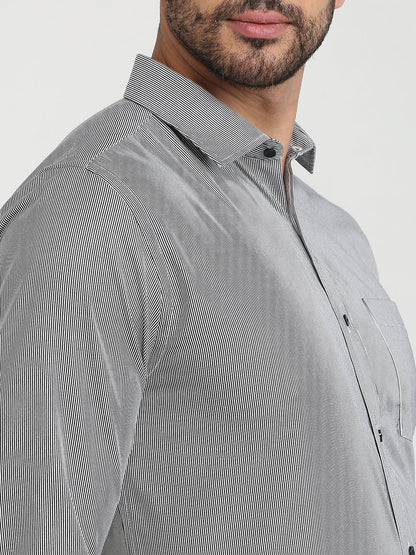 Park Avenue Men Black Stripe Slim Fit Cotton Blend Formal Shirt