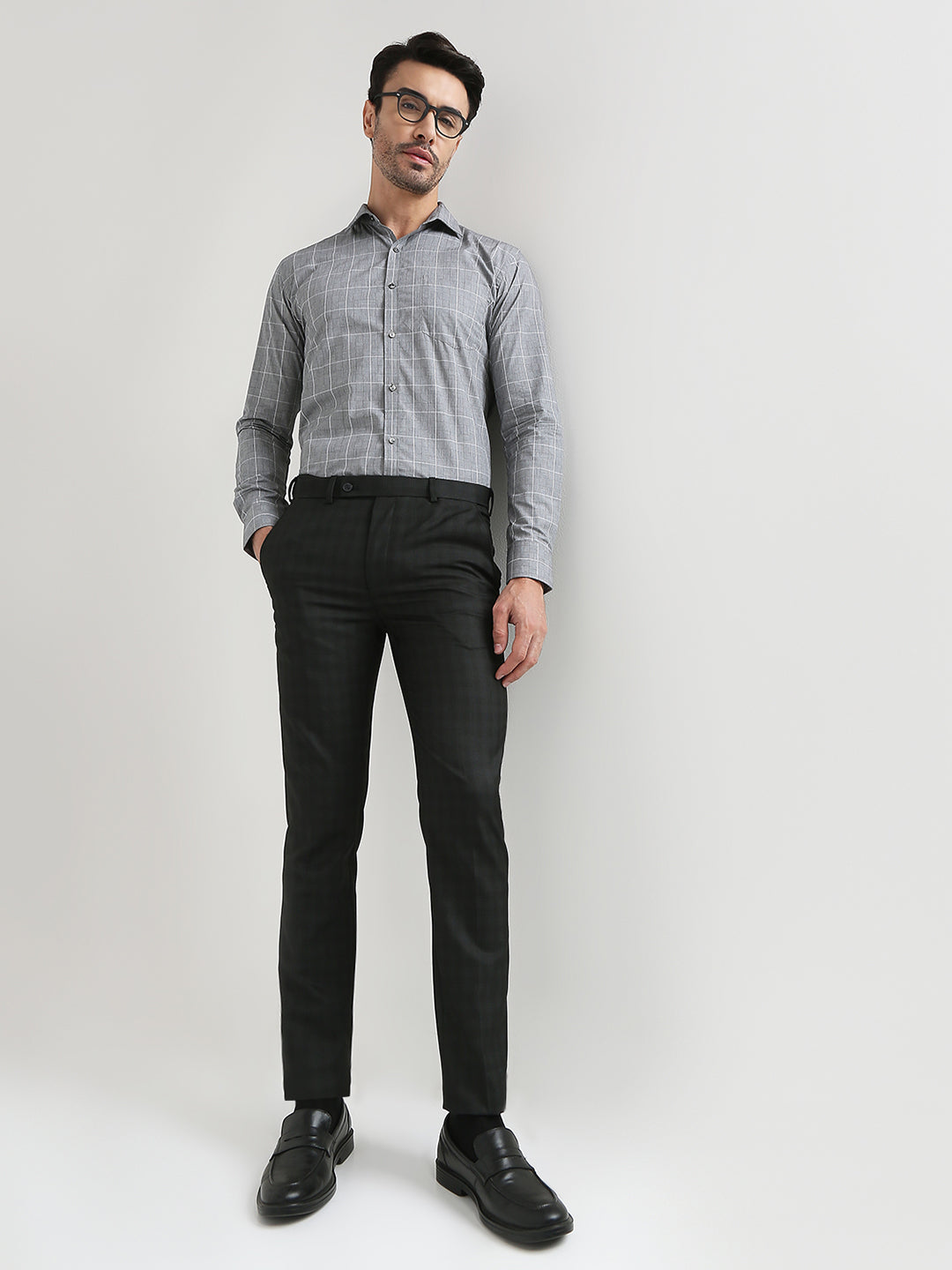 Park Avenue Men Black Checks Slim Fit Polyester Blend Trouser