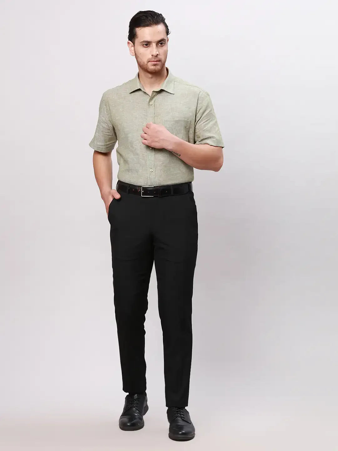 Men Black Neo Fit Twill Polyester Blend Trouser