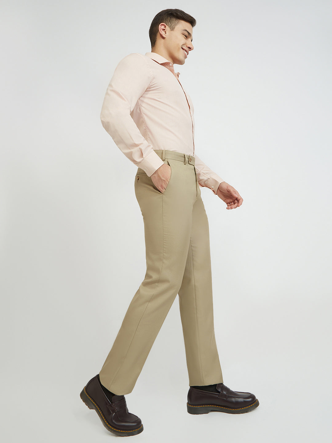 Park Avenue Men Brown Structure Smart Fit Polyester Blend Trouser