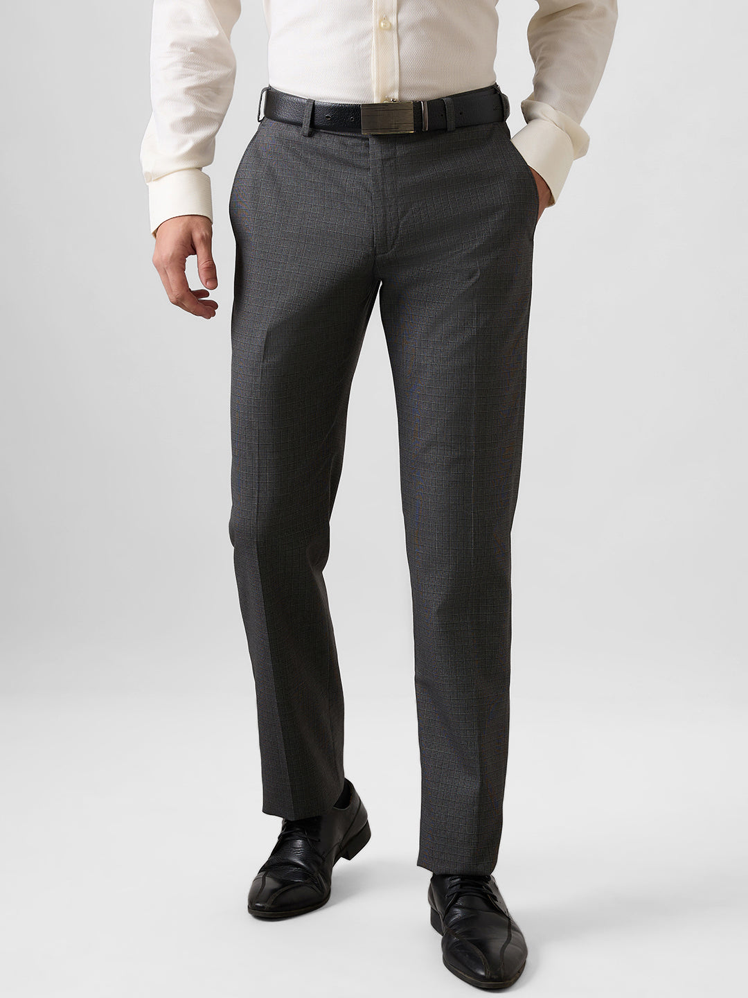 Park Avenue Men Grey Checks Regular Fit Polyester Blend Trouser