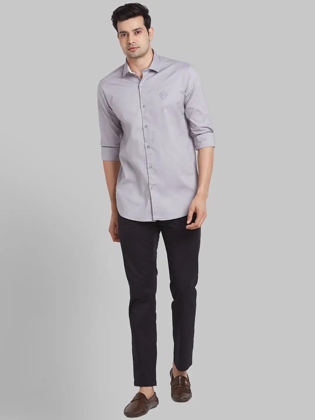 Men Grey Regualr Solid  Cotton  Regular Collar Shirts