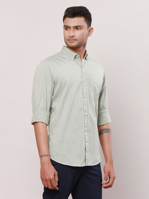 Raymond Men Green Solid Contemporary Fit Cotton Casual Shirts