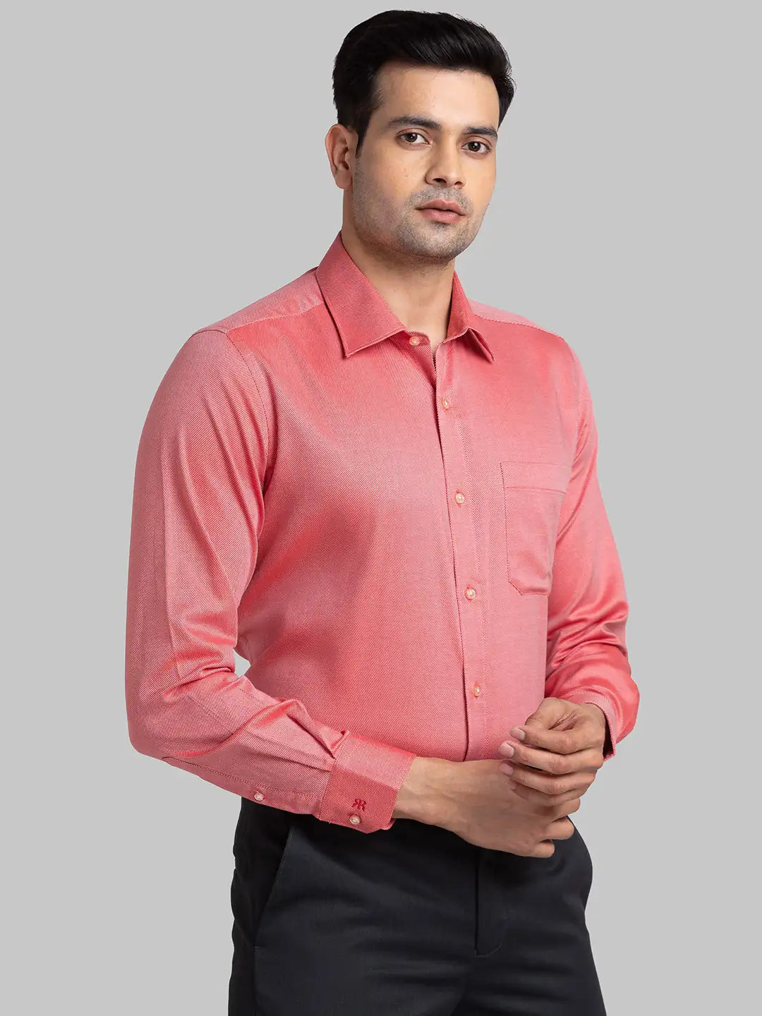 Men Red Contemporary Fit Structure  Cotton Full Sleeve Cutaway Collar Shirts