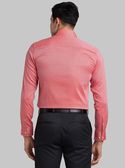 Men Red Contemporary Fit Structure  Cotton Full Sleeve Cutaway Collar Shirts
