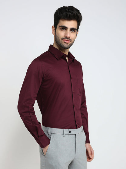 Raymond Men Maroon Solid Regular Fit Cotton Blend Full Sleeve Formal Shirt