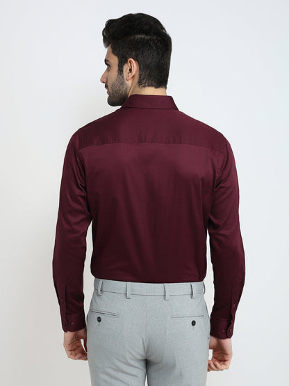 Raymond Men Maroon Solid Regular Fit Cotton Blend Full Sleeve Formal Shirt