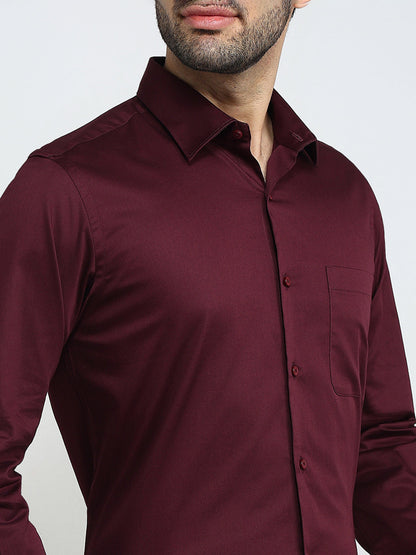 Raymond Men Maroon Solid Regular Fit Cotton Blend Full Sleeve Formal Shirt