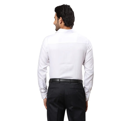 Men White Contemporary Fit Structure Cotton Full Sleeves Cutaway Collar Shirts