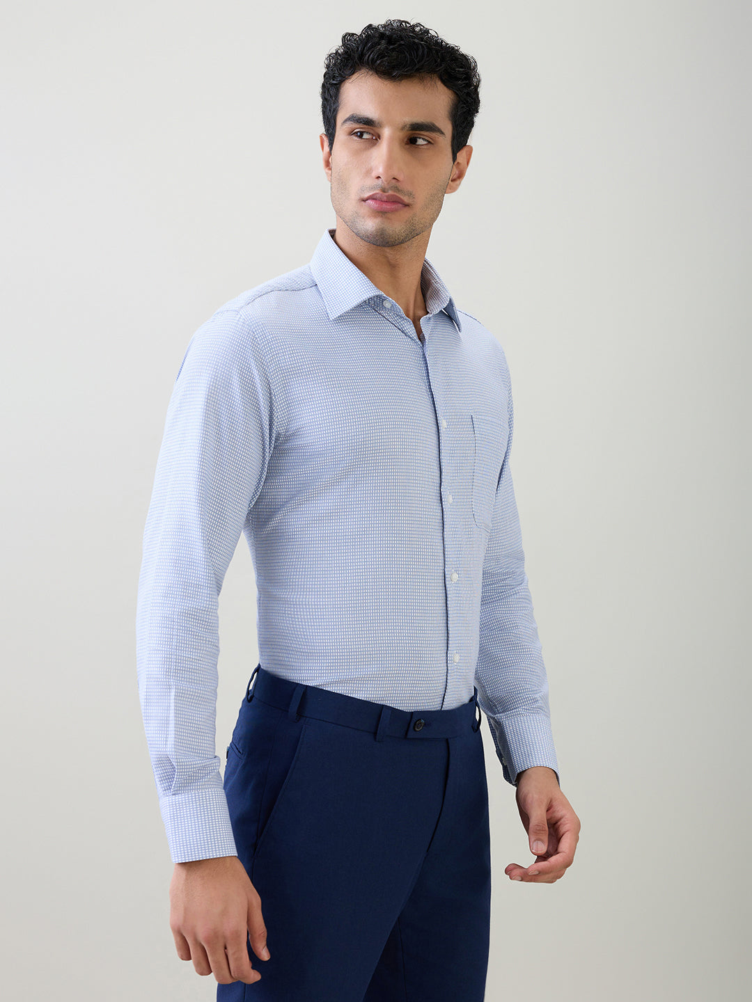 Raymond Men Blue Structure Slim Fit Cotton Full Sleeve Formal Shirt