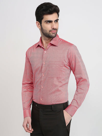 Raymond Men Red Solid Chambray Slim Fit Cotton Full Sleeve Formal Shirt