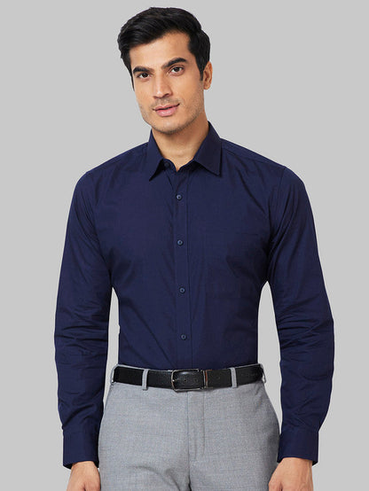 Raymond Men Blue Solid Slim Fit Cotton Formal Shirt