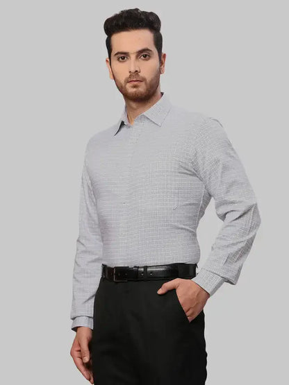 Men White Slim Fit Checks Cotton Shirts