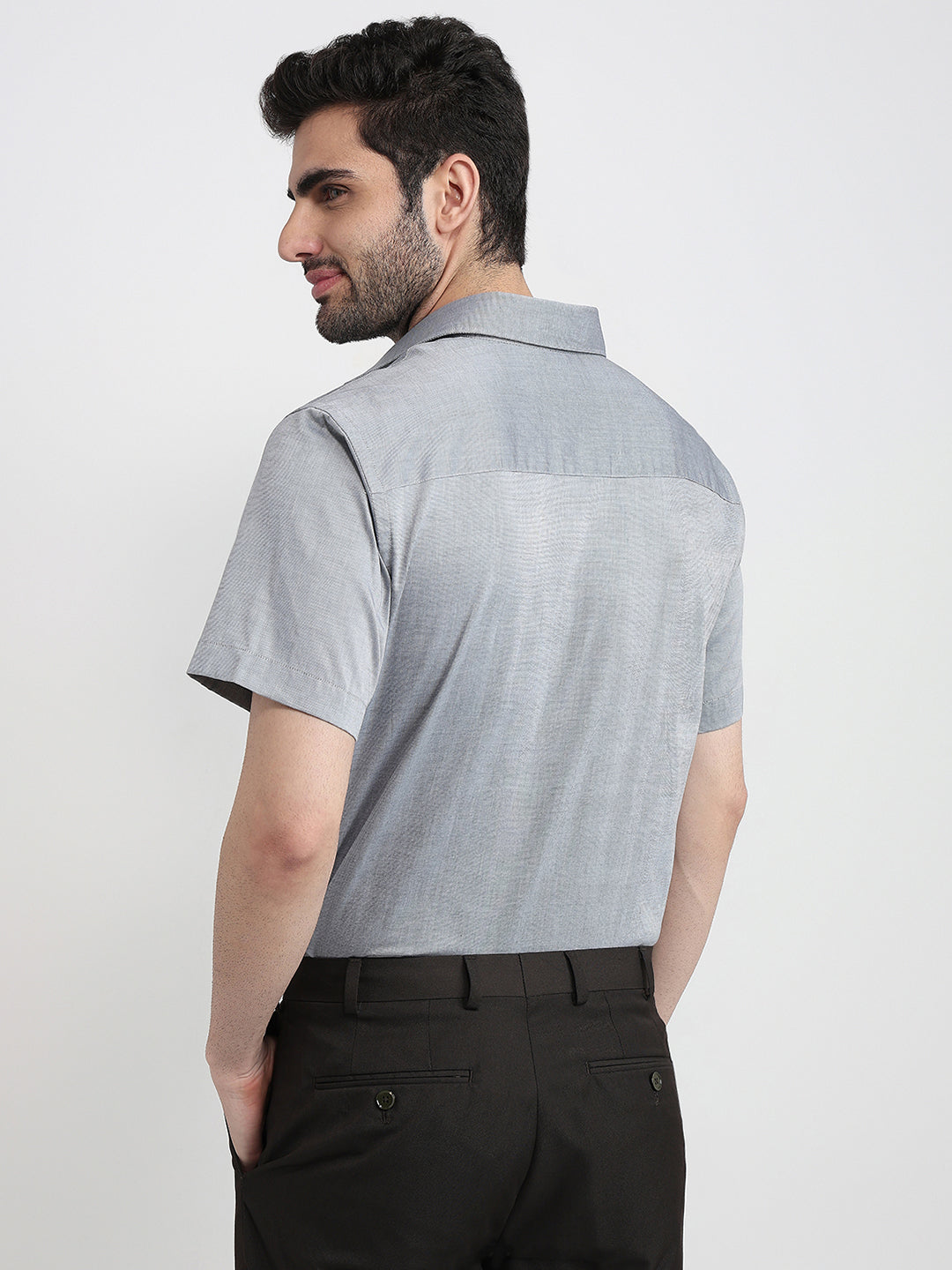 Raymond Men Grey Solid Chambray Regular Fit Cotton Half Sleeve Formal Shirt