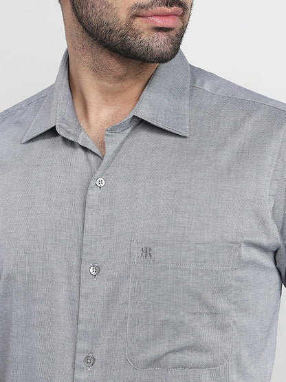 Raymond Men Grey Solid Chambray Regular Fit Cotton Half Sleeve Formal Shirt