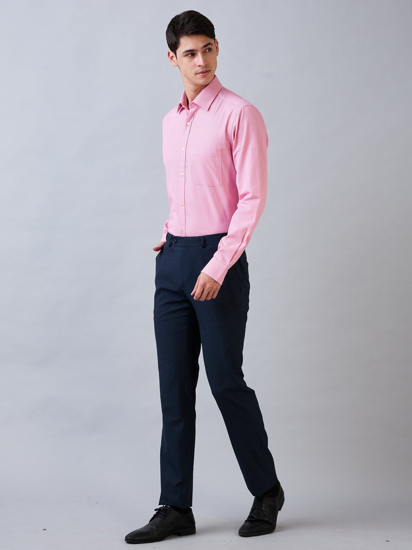 Raymond Men Blue Solid Slim Fit Polyester Blend Trouser