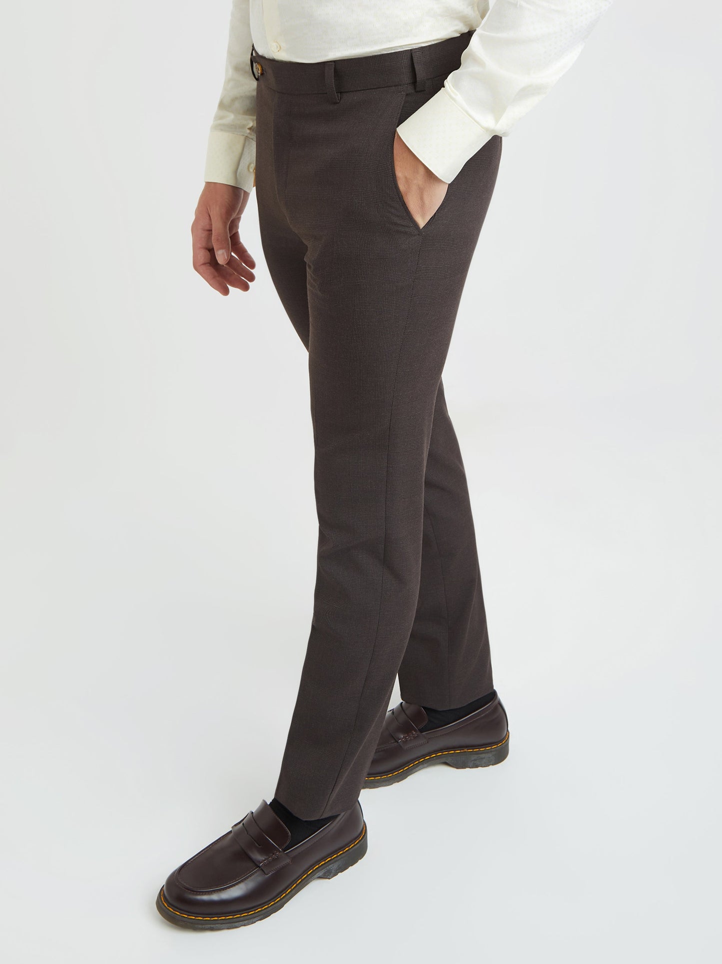 Raymond Men Brown Checks Slim Fit Polyester Blend Trouser