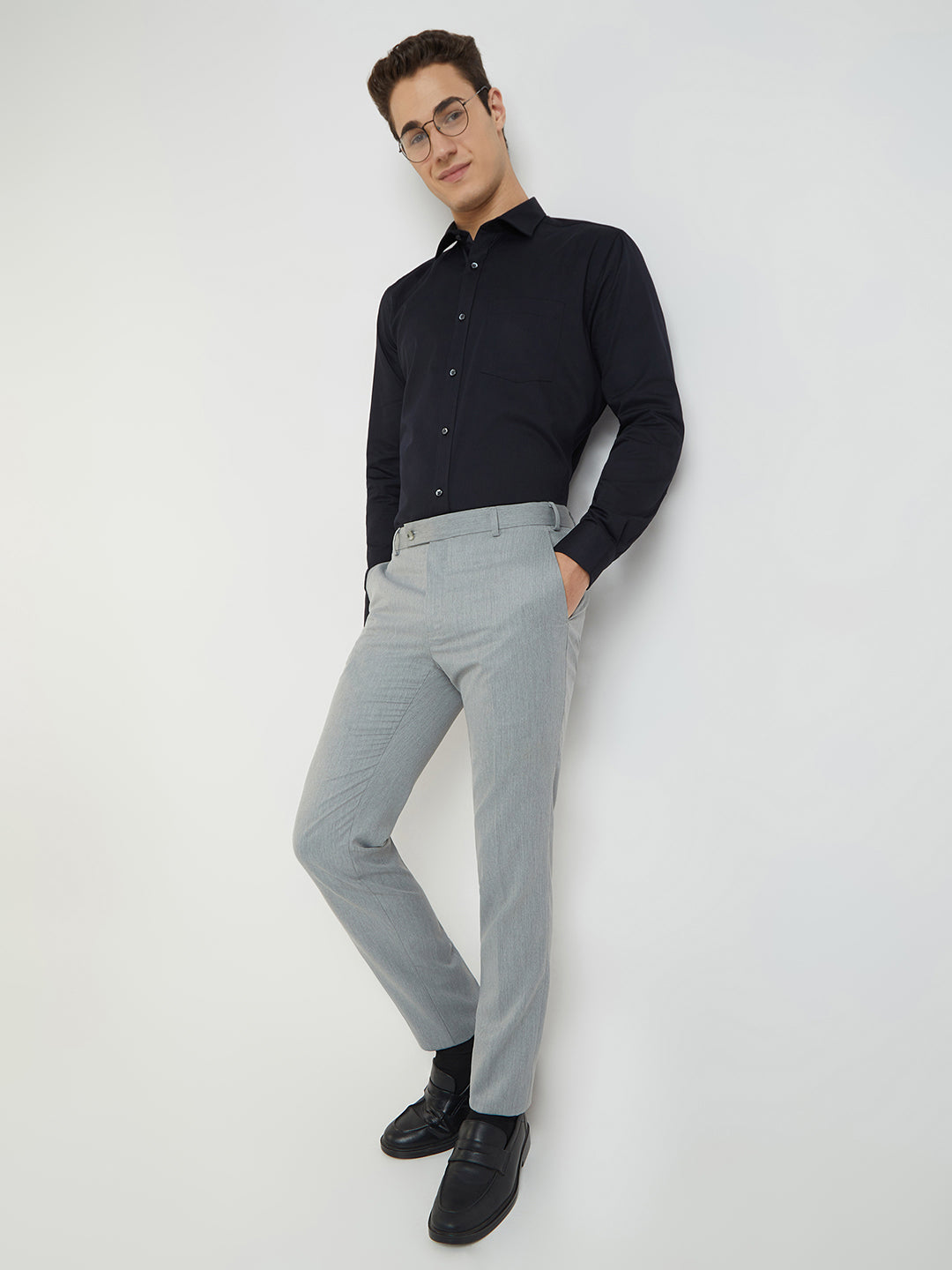 Raymond Men Grey Solid Slim Fit Polyester Blend Trouser