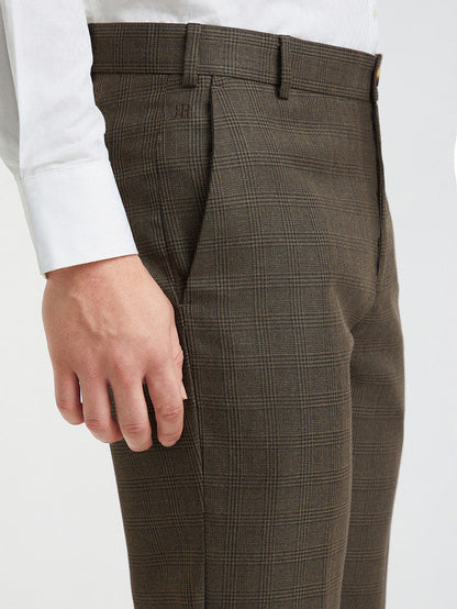 Raymond Men Brown Checks Slim Fit Polyester Blend Trouser