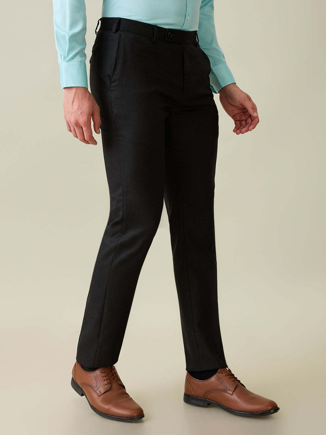 Raymond Men Grey Solid Slim Fit Polyester Blend Trouser