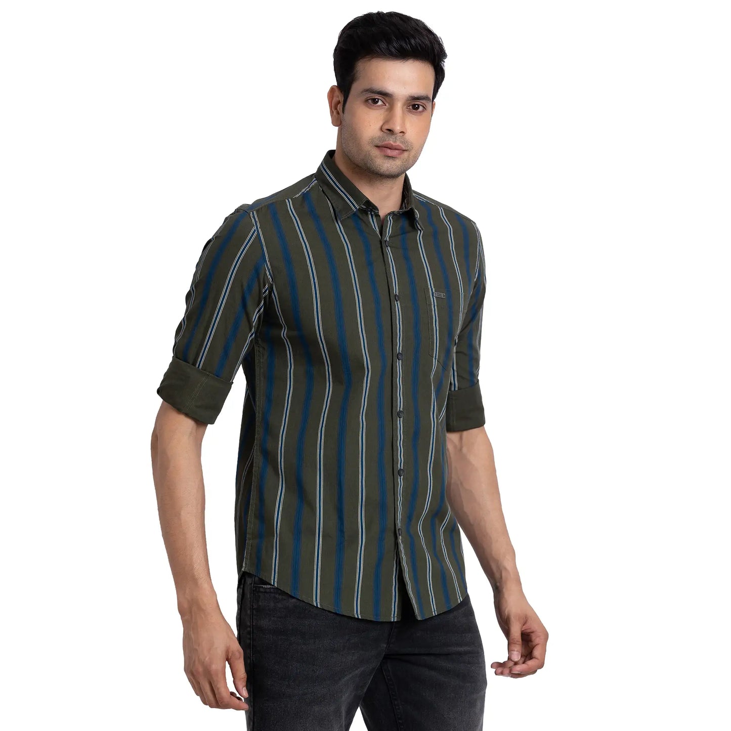 Parx Men Green Stripe Slim Fit Cotton Full Sleeve Cutway Collar Shirt