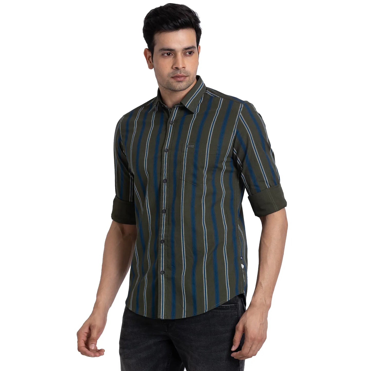 Parx Men Green Stripe Slim Fit Cotton Full Sleeve Cutway Collar Shirt