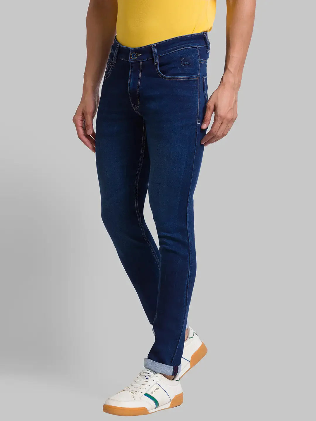 Men Blue Slim Tapered Fit Jacquard Cotton Blend Jeans