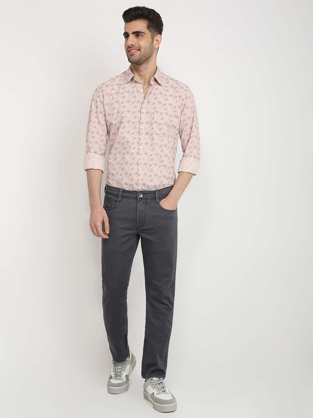 Parx Men Grey Knitted Low Rise Tapered Fit Cotton Blend Jeans