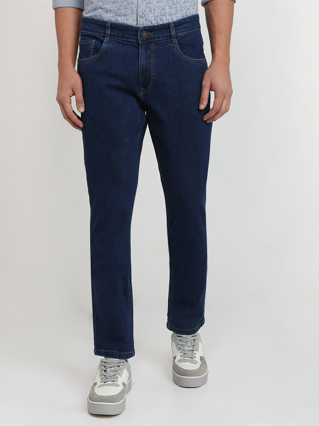 Parx Men Blue Twill Low Rise Tapered Fit Cotton Blend Jeans