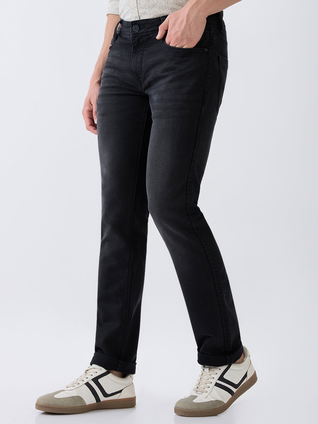 Parx Men Black Knitted Low Rise Tapered Fit Cotton Blend Jeans