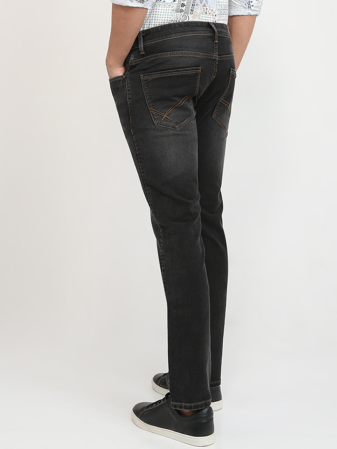 Parx Men Black Knitted Low Rise Tapered Fit Cotton Blend Jeans