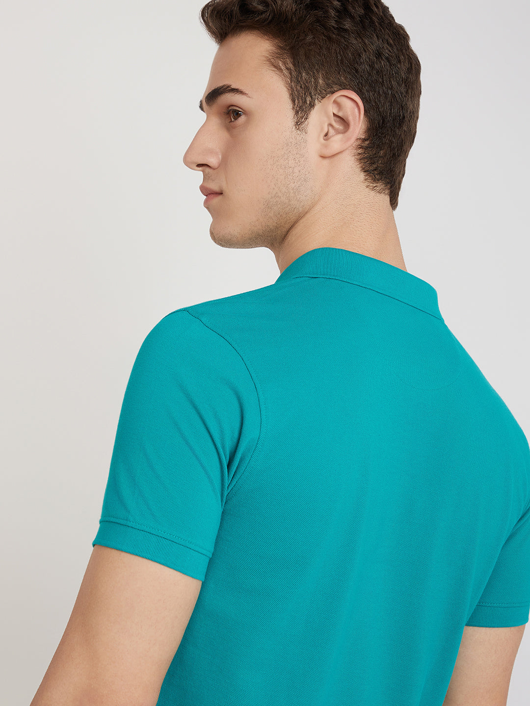 Parx Men Green Solid Regular Fit Cotton Blend T-Shirt
