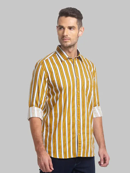 Men Yellow Slim Fit Print Cotton Full Sleeve Shirts