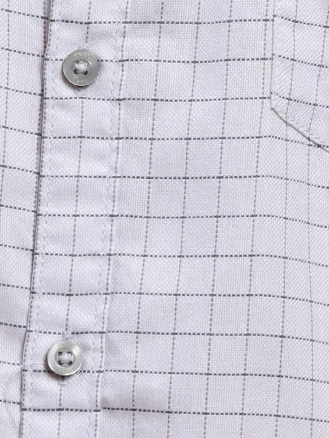 Men Grey Slim Fit Checks Cotton Full Sleeve Cut Away Collar Shirts